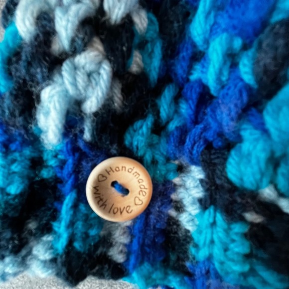 Handmade Baby Crochet Blue Beanie Hat with Pom Pom Winter Knit Cap - Picture 6 of 8